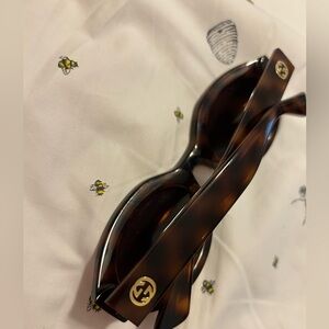Gucci Tortoiseshell Sunglasses - Brown Tortoise